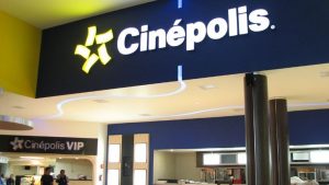 Miles de cinéfilos en México esperan aprovechar la Fiesta Cinépolis.