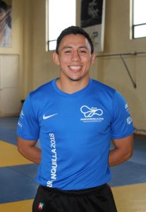 Nabor Castillo recauda hasta 400 mil pesos y promete transformación en la unidad deportiva de Pachuca