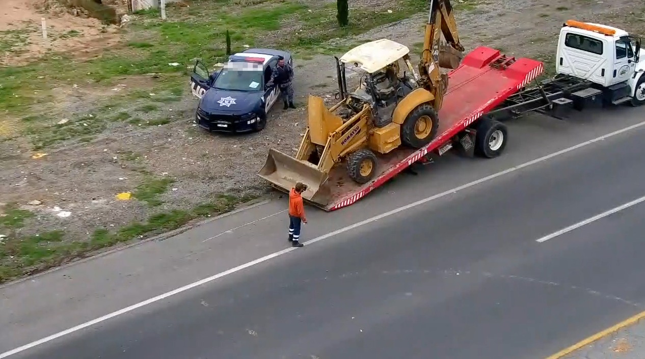 A través del C5i de la estrategia Hidalgo Seguro, una retroexcavadora que había sido robada en Mineral de la Reforma fue recuperada.