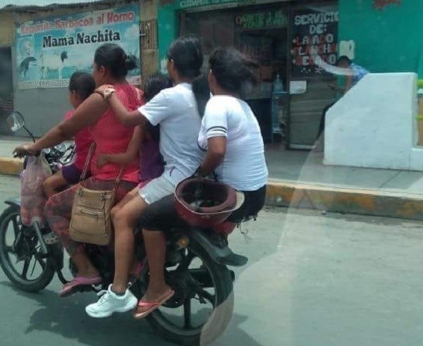  Conducen sin placas o documentación en regla