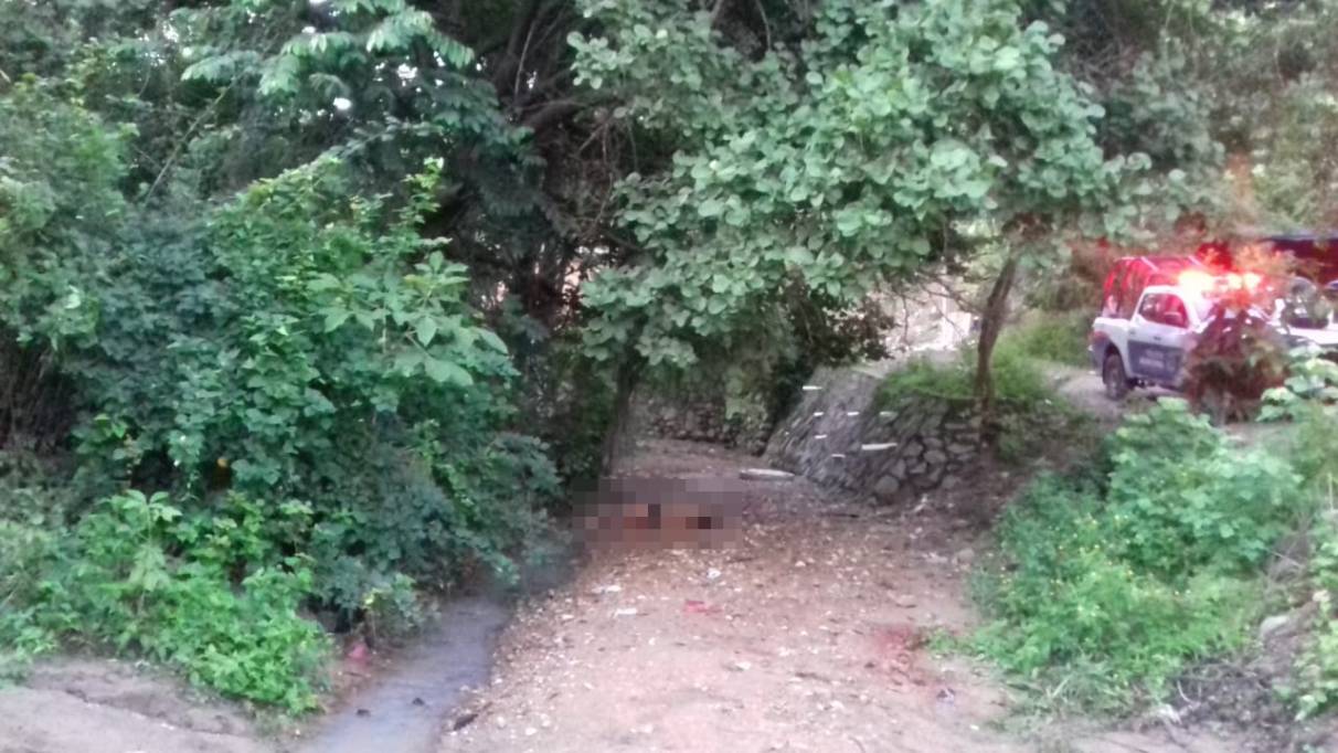 Muere niño ahogado en un arroyo de comunidad en Huejutla