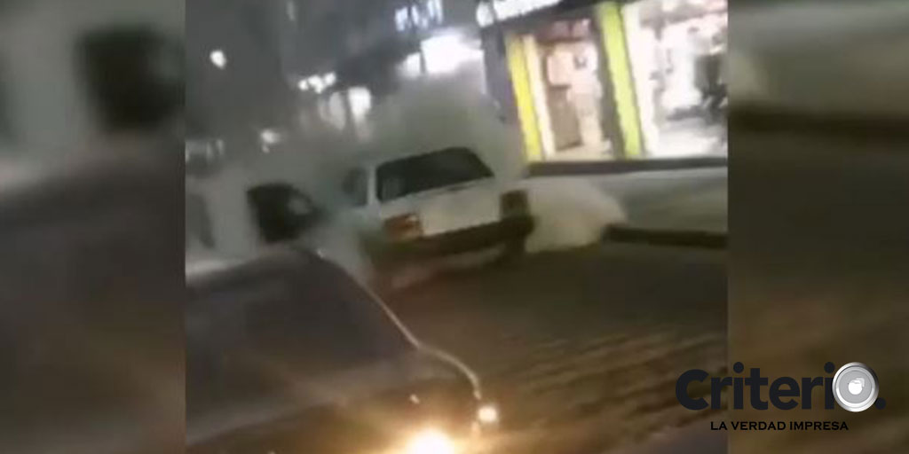 incendia taxi metropolitano calle Guerrero Pachuca