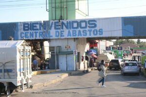 Asaltan bodega en central de abastos de Pachuca