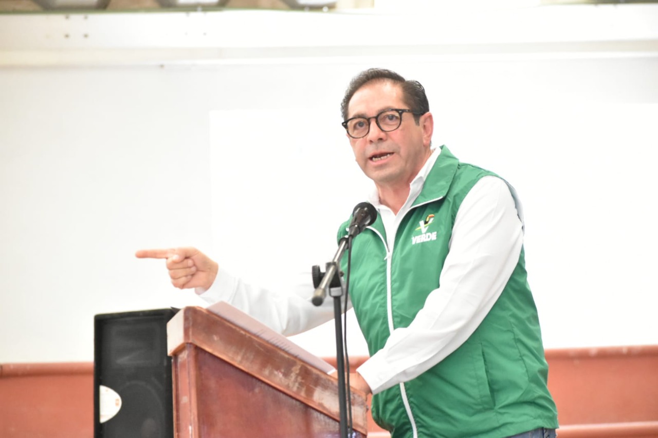 Lima y Berganza son cobijados por dirigencias de partidos