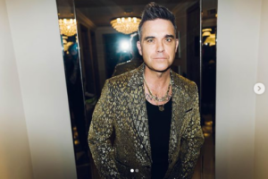 Lanza Robbie Williams línea de productos para la piel
