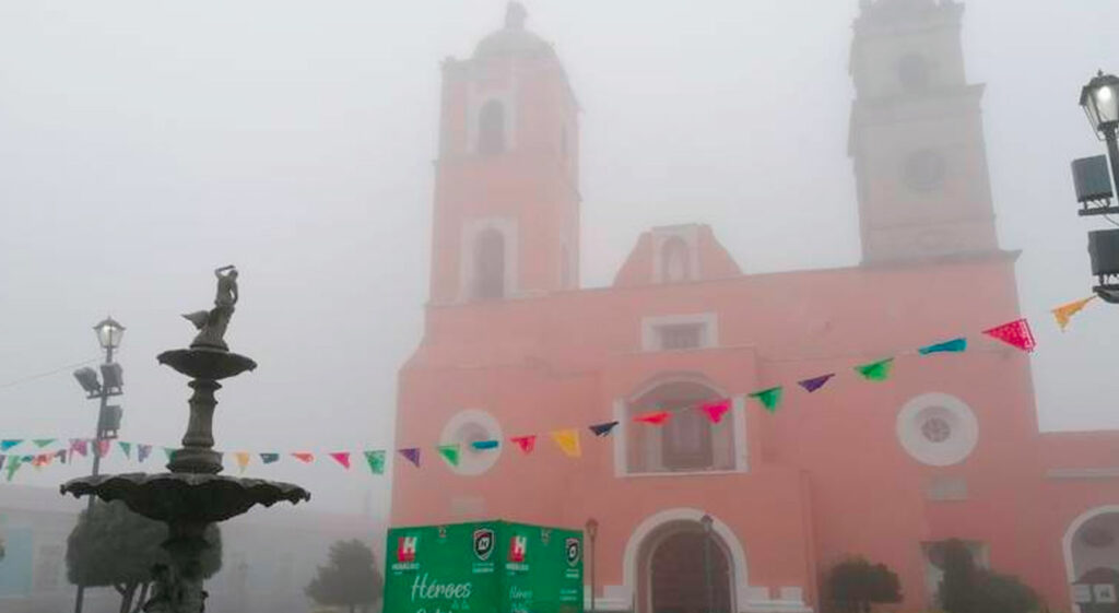 Los intervalos de chubascos, descargas eléctricas y granizo marcarán el clima en Hidalgo hoy, con altas probabilidades de que el pronóstico se cumpla a lo largo del día