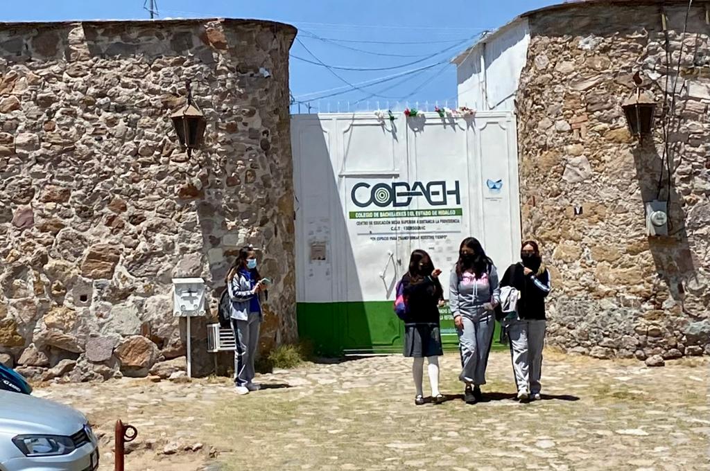 Embarazadas, 626 alumnas de media superior en Hidalgo