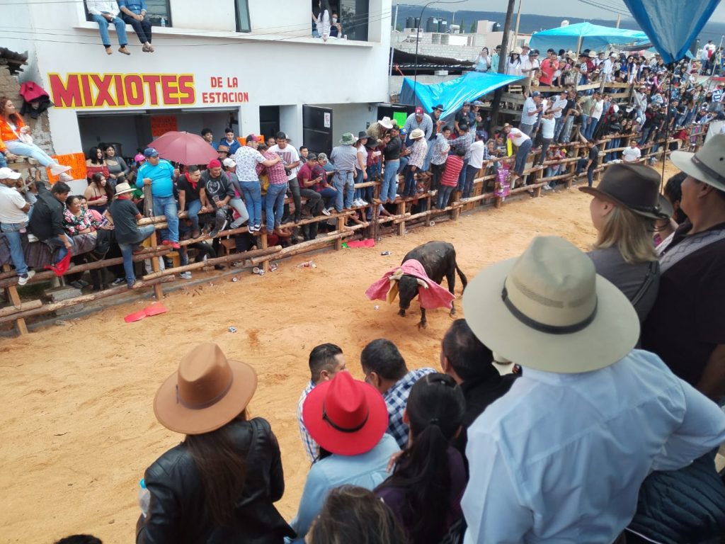 Santiagada seis lesionados