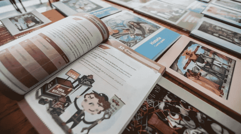 Gobernadora de Chihuahua ordena detener la distribución de los nuevos libros de texto