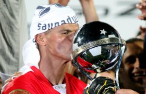 Considerado el mejor arquero extranjero de la liga de todos los tiempos, Calero se convirtió en una leyenda inmortalizada con los Tuzos