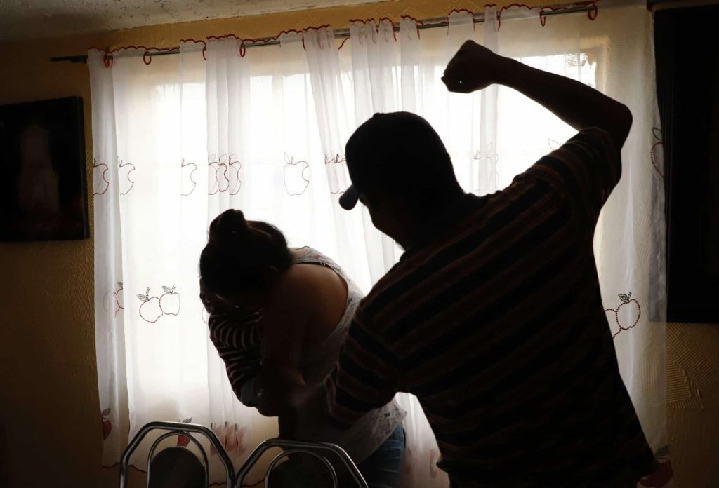 Mujeres, víctimas de violencia