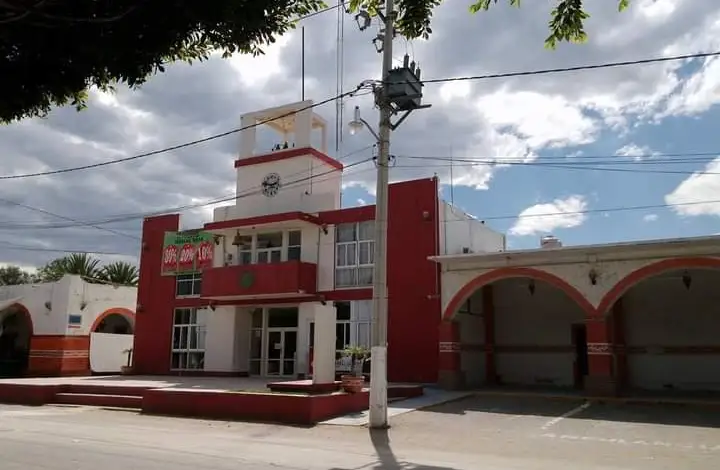 Policías dejan huir a responsables de accidente