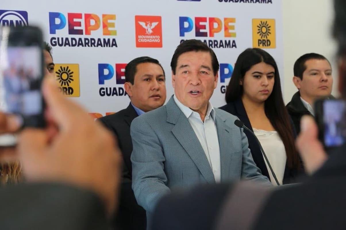 José Guadarrama Márquez, Armando Azpeitia Díaz, San Salvador