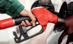 Pachuca registró la gasolina Premium más barata en el centro del país