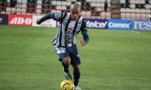 Adrián Sánchez se afianza en el Pachuca: De Mineros a titular en la Liga MX