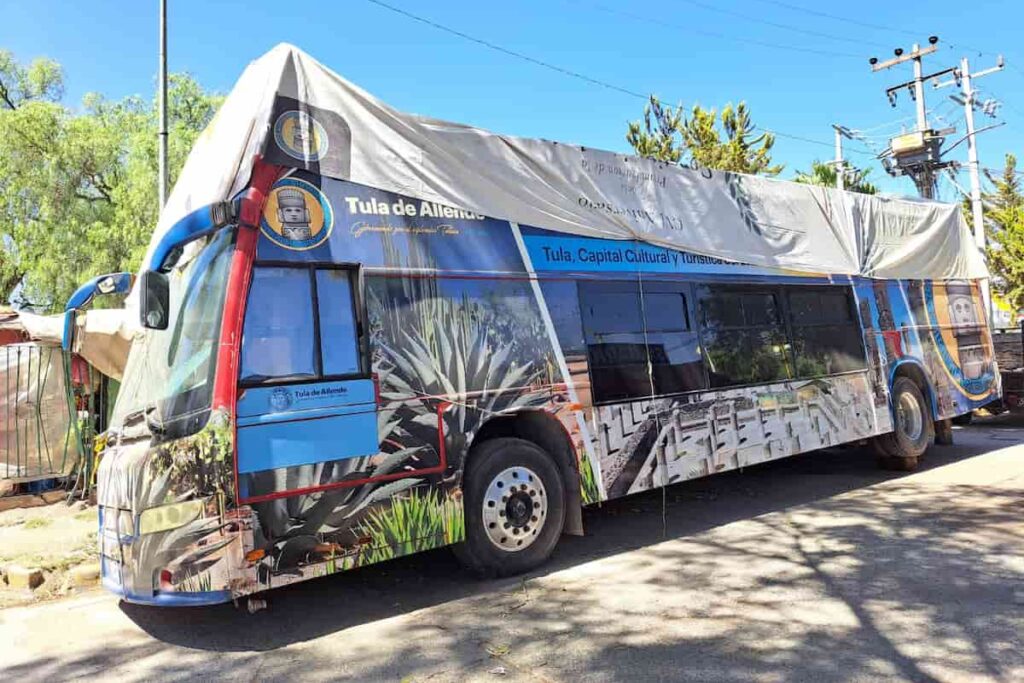 En pleno periodo vacacional, el autobús turístico de Tula está averiado desde hace semanas
