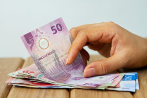 Peso mexicano se depreció tras anuncio de reformas