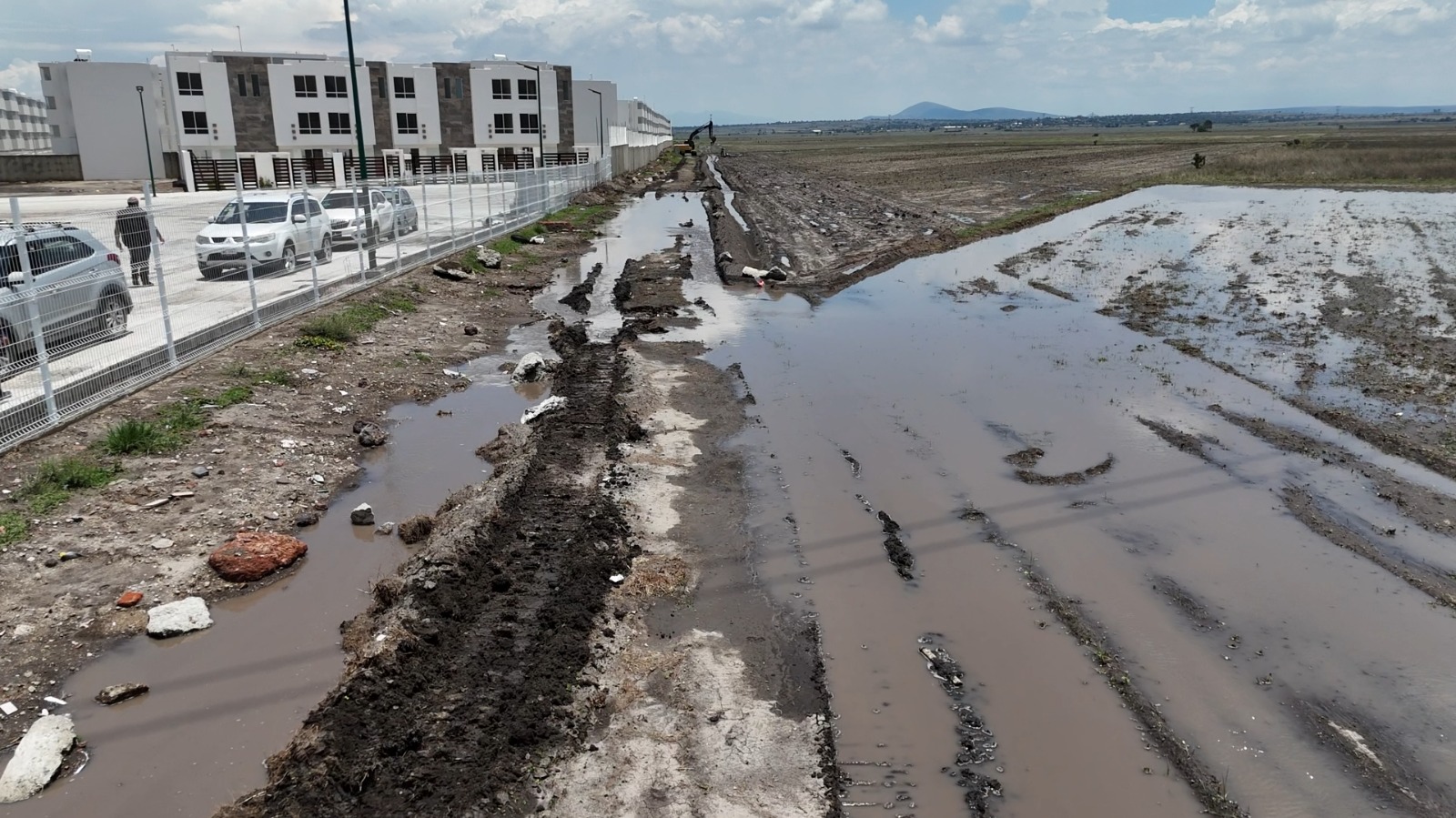 Charcos en Los Héroes Tizayuca, por “corriente atípica”