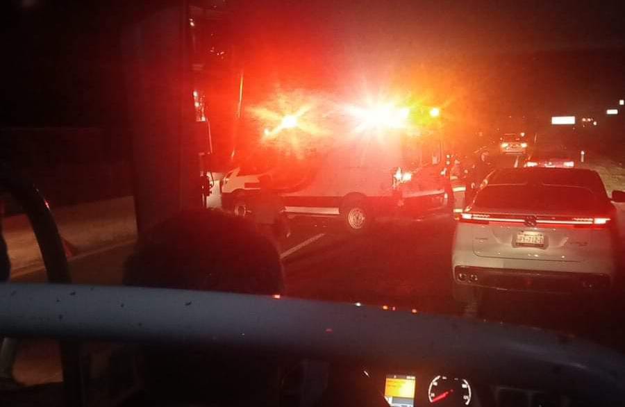Volcadura en el bulevar Las Torres de Tizayuca deja personas lesionadas