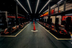 Si te gustan los deportes de motor, Contender es la opción perfecta