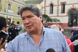 Joel Hernández, presidente de la Unión de Tablajeros, fue recibido en la presidencia municipal para discutir con Sergio Baños Rubio