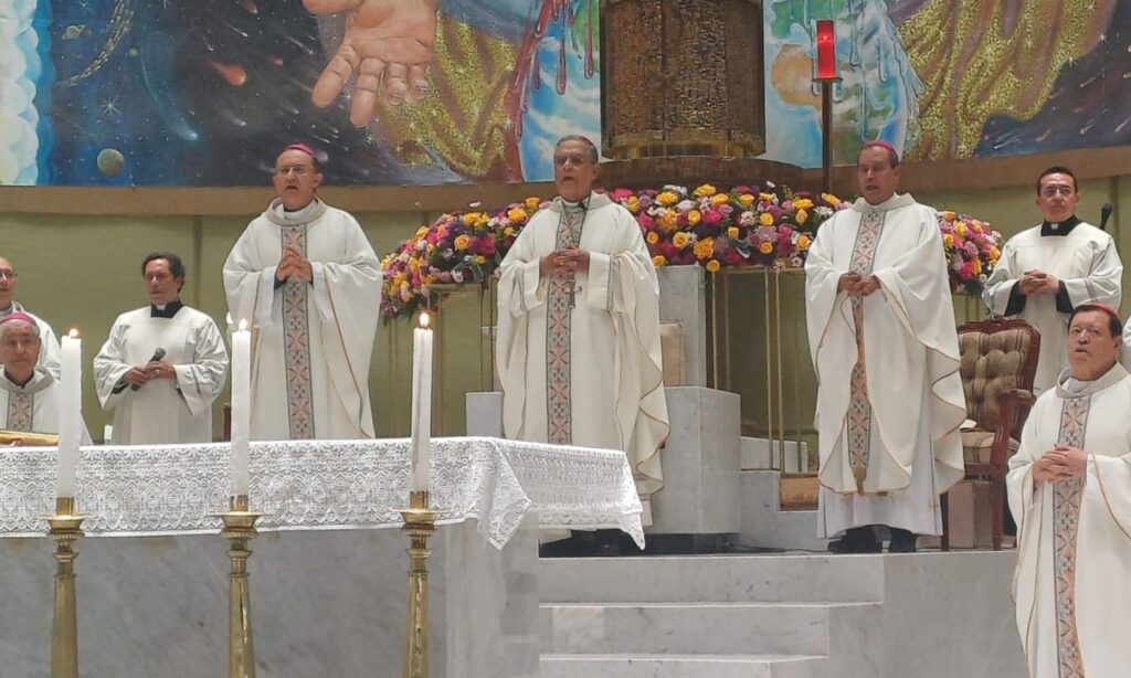 Óscar Roberto Domínguez asumió el arzobispado de la Arquidiócesis de Tulancingo