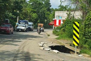 Intransitables, carreteras federales en la Huasteca 