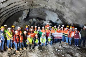 Se cuentan ya con dos túneles interconectados, de los tres que existen en la carretera Real del Monte-Huasca 