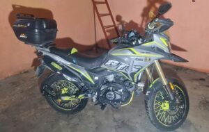 La motocicleta incautada en el operativo contra el narcomenudeo en Tizayuca