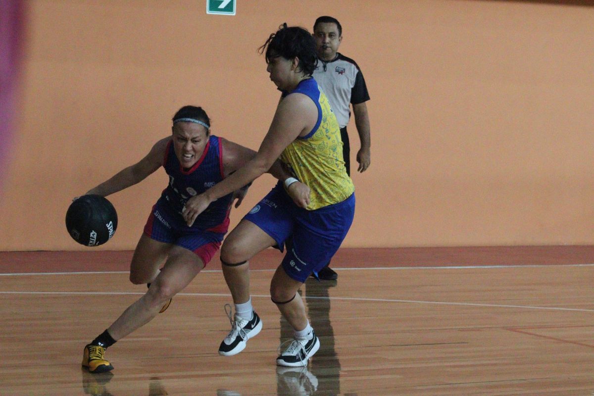 Las jugadoras de Leonas Hidalgo en un momento de la dura batalla contra Musas Jalisco