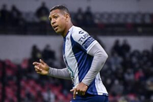 El delantero panameño Roberto Nurse jugó con Pachuca en el Apertura 2020 y el Clausura 2021.