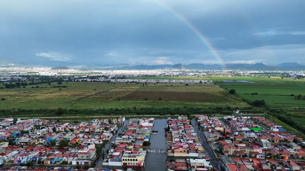 La colonia Real de la Plata se vio bajo el agua hasta la intervención de bomberos y protección civil