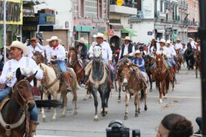 En total, en el desfile de Pachuca fueron más de 4 mil los participantes
