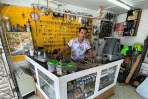 Erick Alberto invita al gobernador a darse una vuelta para que vea qué les dejó la inundación de 2021