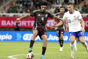 El hidalguense Raúl Jiménez anotó un gol y dio una asistenciaFoto: AFP