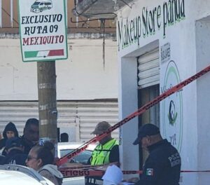 El área fue acordonada por las autoridades de San Agustín Tlaxiaca, en espera de personal forense