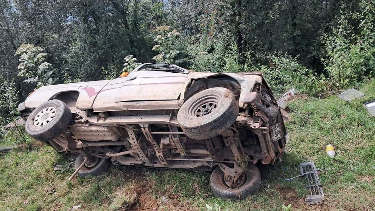 Personal de la Dirección General de Conservación de Carreteras Estatales sufrió un trágico accidente este 31 de octubre