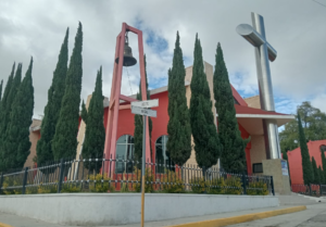 A 12 años de la muerte de El Lazca, la iglesia luce vacía y sin actividad en su honor.