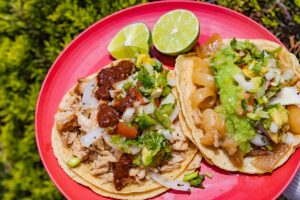 ¿No sabes dónde comer en Pachuca? Carnitas el Compadre es una opción que no te puedes perder