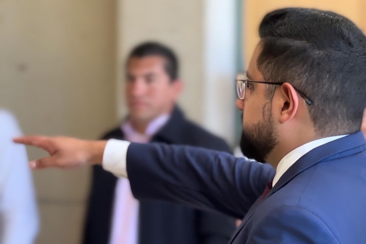 Fabián Hernández Ríos durante su nombramiento como titular de la Secretaría de la Contraloría