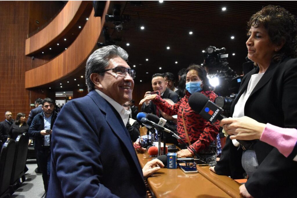 Ricardo Monreal argumentó que esta iniciativa servirá para blindar las reformas constitucionales que apruebe Morena