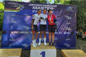En su debut internacional, la ciclista hidalguense Nerida González alcanzó la gloria al llevarse tres medallas de oro en el Campeonato Panamericano Master de Pista y Ruta 2024