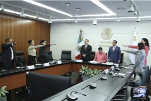 Los presidentes de las dos Cámaras del Poder Legislativo tomaron protesta a las integrantes y el integrante del Comité de Evaluación de las candidaturas a la elección judicial 