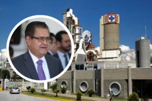 El secretario de Gobierno visitó la planta de Cruz AzulFoto: Archivo