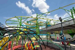 PlayTopia es un parque de entretenimiento, dedicado a la actividad física para toda la famila