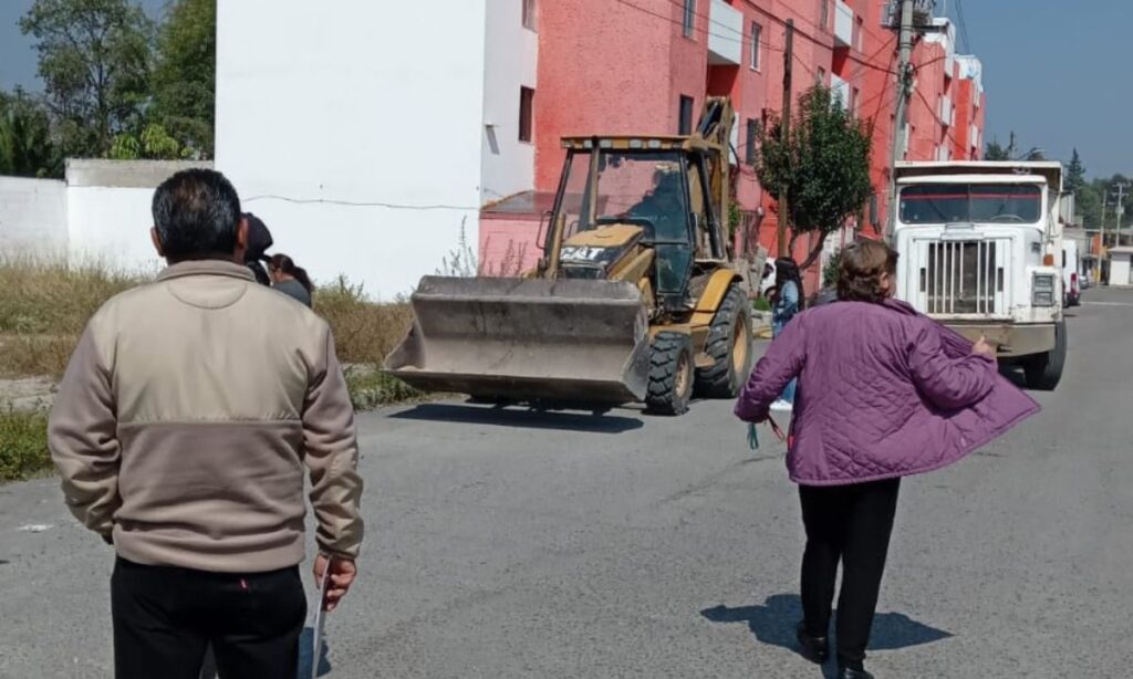 Tula: Retiran los topes en un fraccionamiento y vecinos se inconforman; esto reclamaron