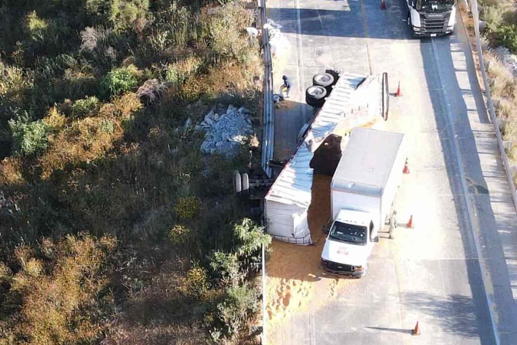 Zacatecas: Actualizan lista de fallecidos por choque entre autobús y un tráiler
