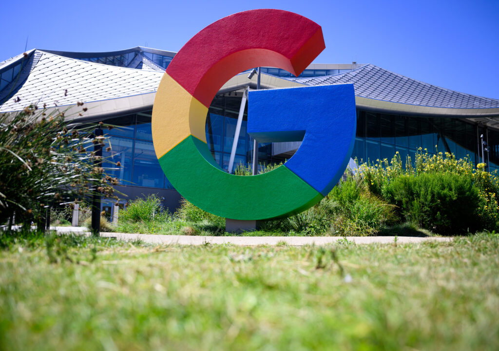 Estados Unidos vs Google: Obligarán al buscador a vender su navegador Chrome