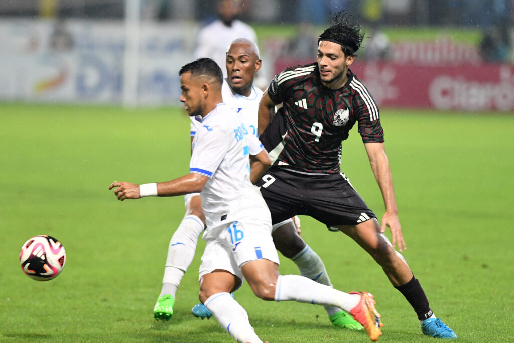 Sacó el cobre: Piden a Javier Aguirre que se disculpe con la afición de Honduras; ¿por qué?