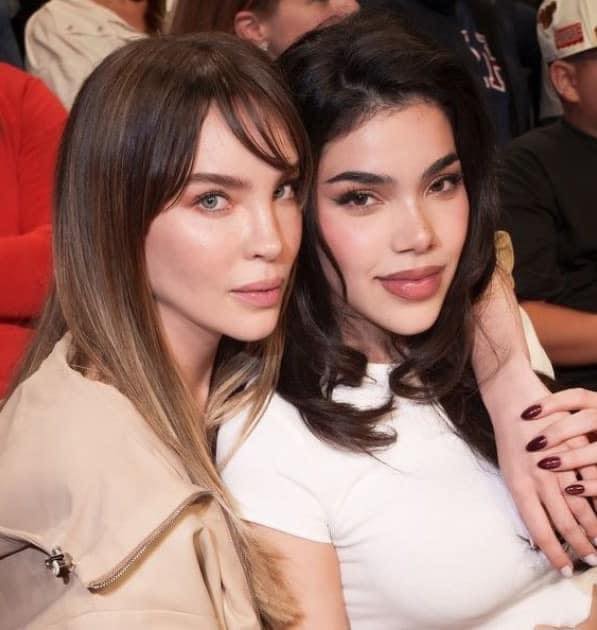 Belinda y Kenia Os coincidieron en eventos que afianzaron su amistad, o quizá algo más / Foto. Especial